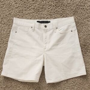 White Men's Shorts